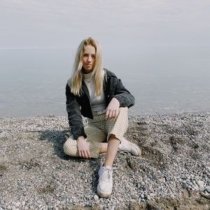 Meet your Posher, Sydney